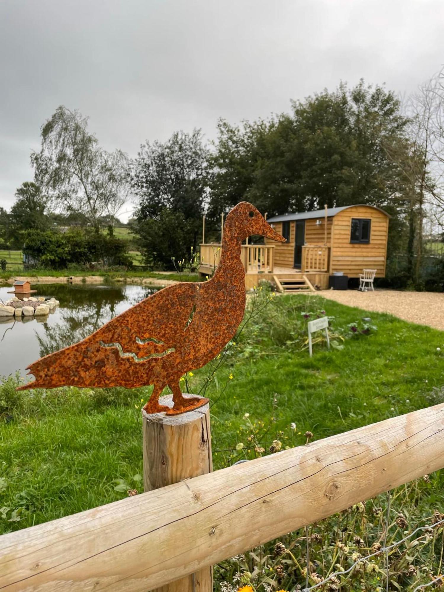 Rusty Duck Retreat Shepherds Hut 셰드필드 외부 사진